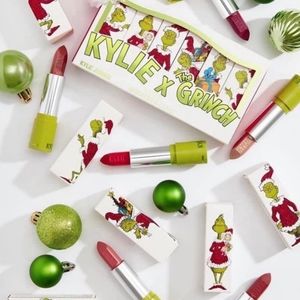 LIPSTICK SET***KYLIE X THE GRINCH